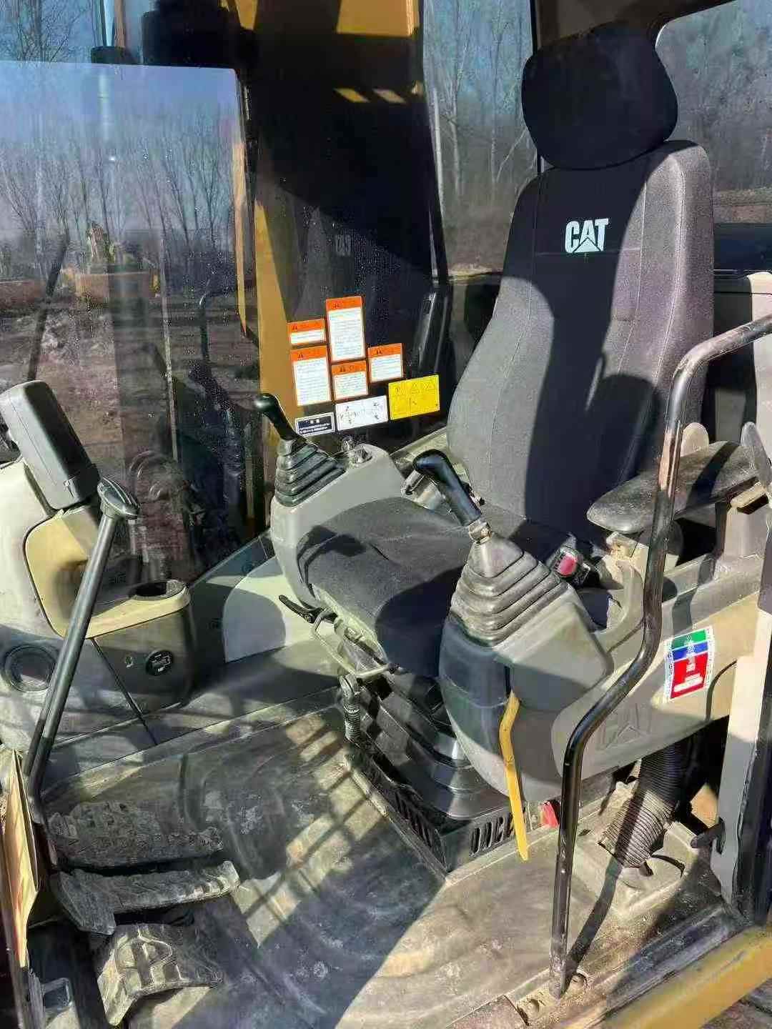 Used Caterpillar 320D Excavator 2016 Model / 7