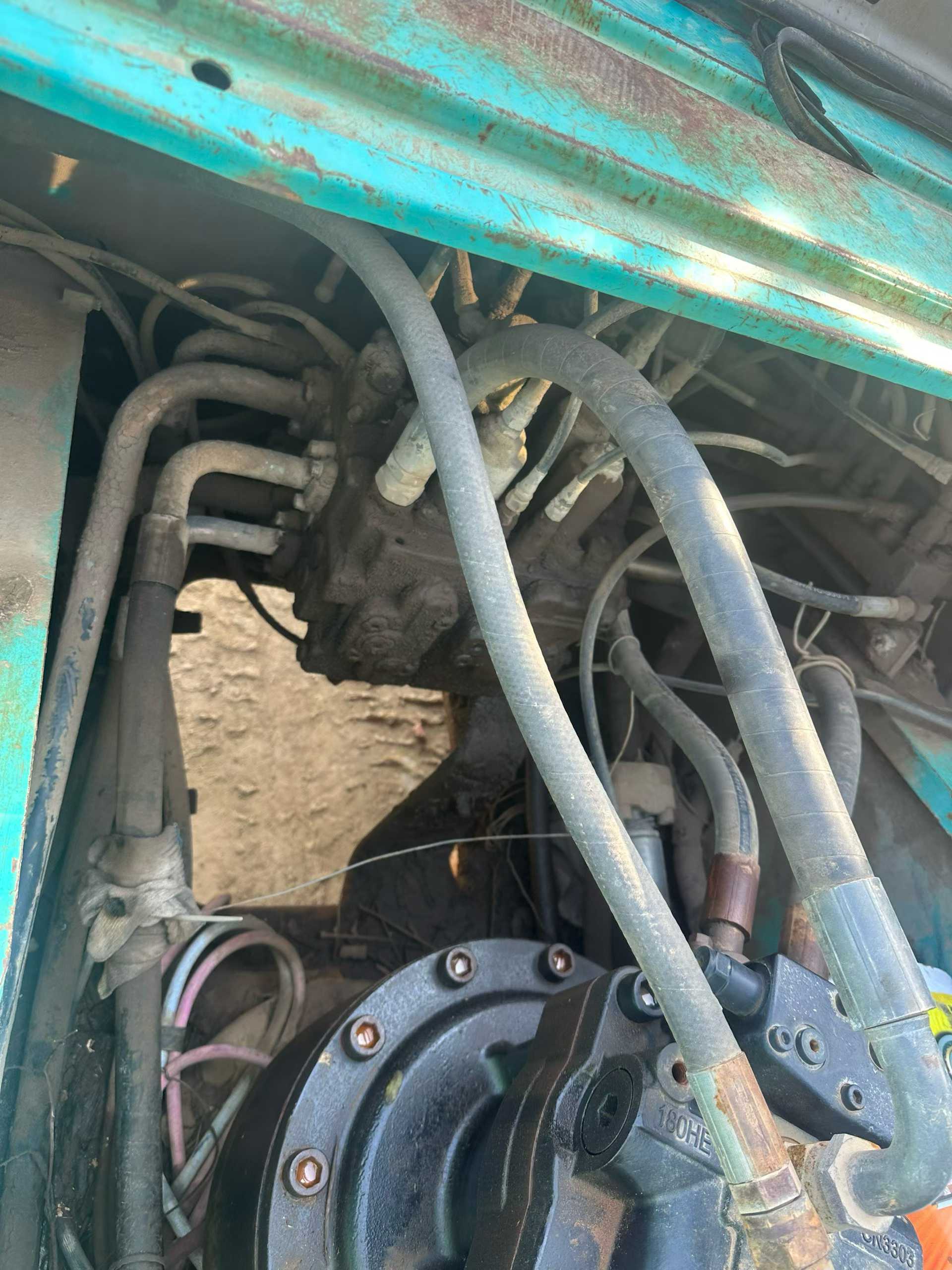 Used Kobelco SK350LC SuperX Excavator 2010 Model / 7