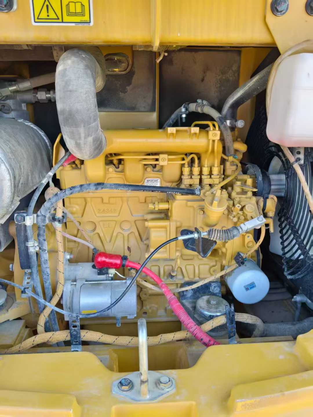 Used Caterpillar 305ECR Excavator 2021 Model / 3