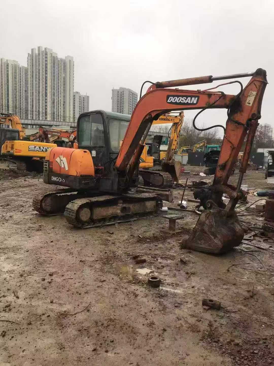 Used Doosan DX60 Excavator 2016 Model / 2