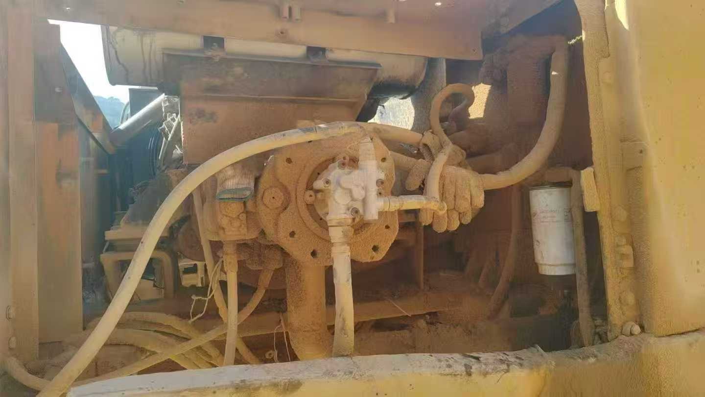 Used Hyundai R335-7 Excavator 2016 Model / 7