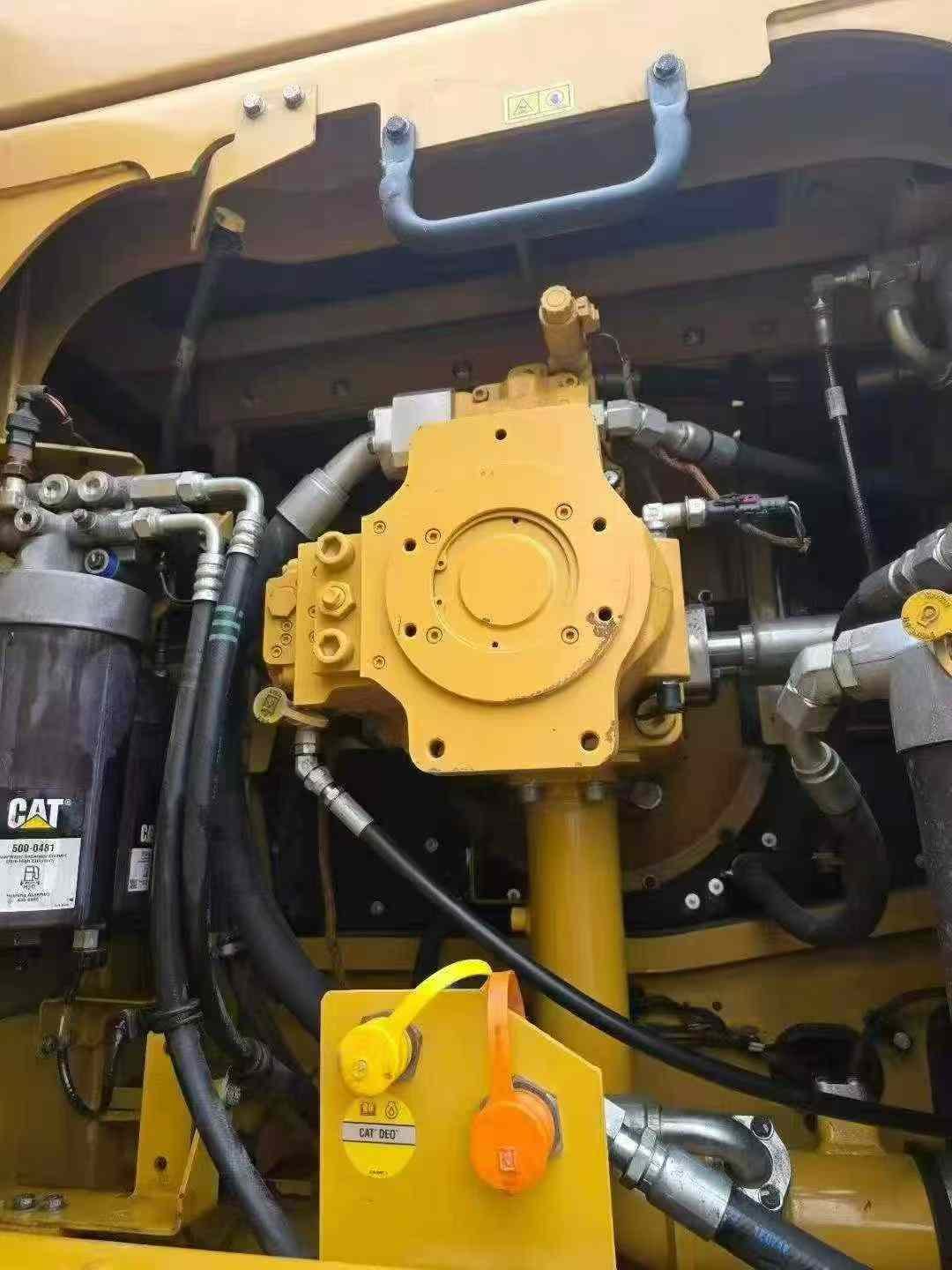 Used Caterpillar 215 Excavator 2022 Model / 9