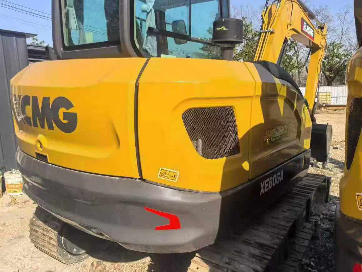 Used XCMG XE60 Excavator 2016 Model / 5