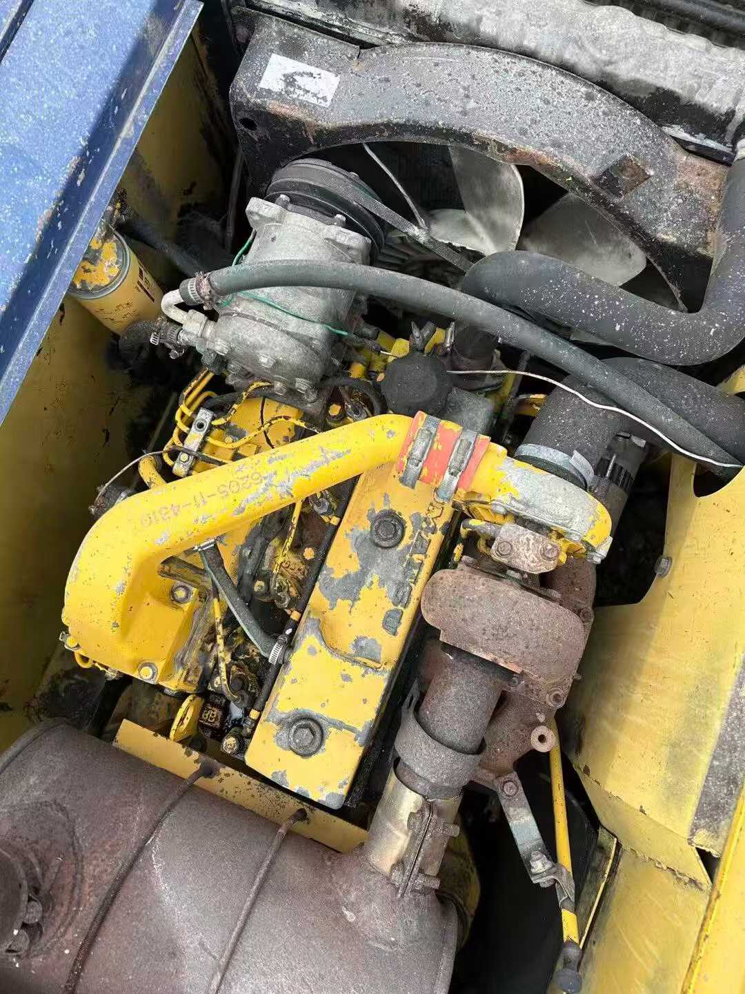 Used Komatsu PC120-5 Excavator 2016 Model / 8