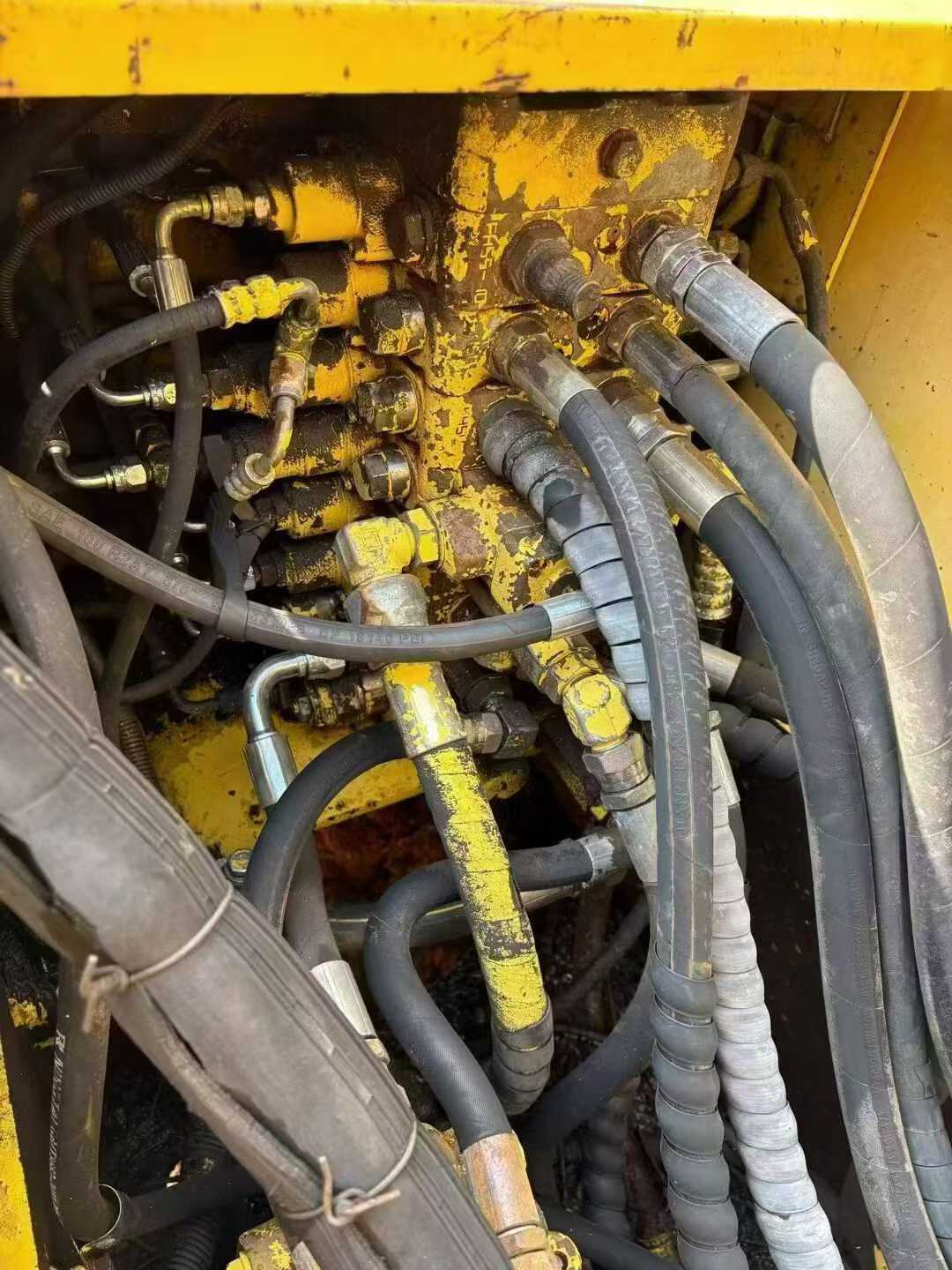 Used Komatsu PC120 Excavator 2016 Model / 4