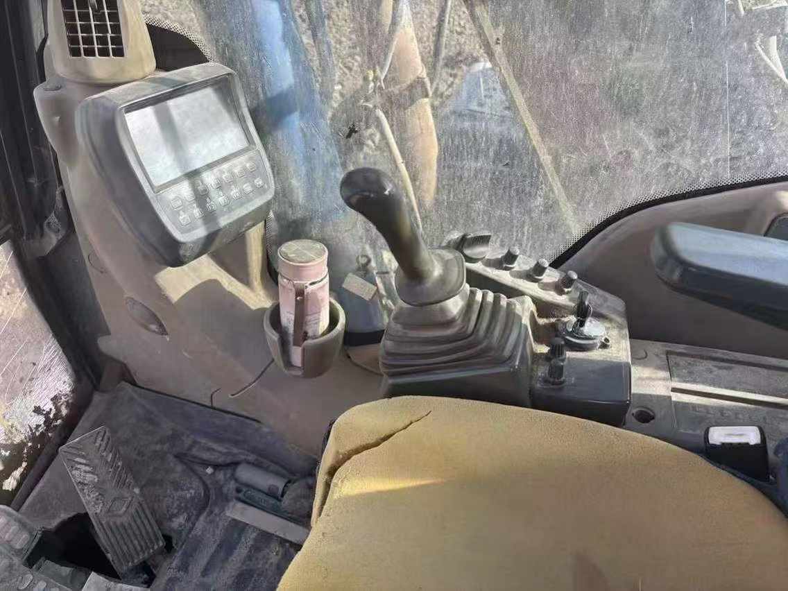 Used Hitachi ZX120 Excavator 2016 Model / 7