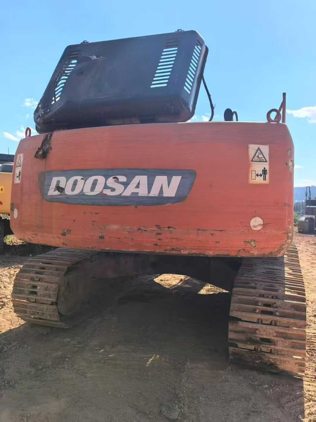 Used Doosan S225 Excavator 2016 Model / 6