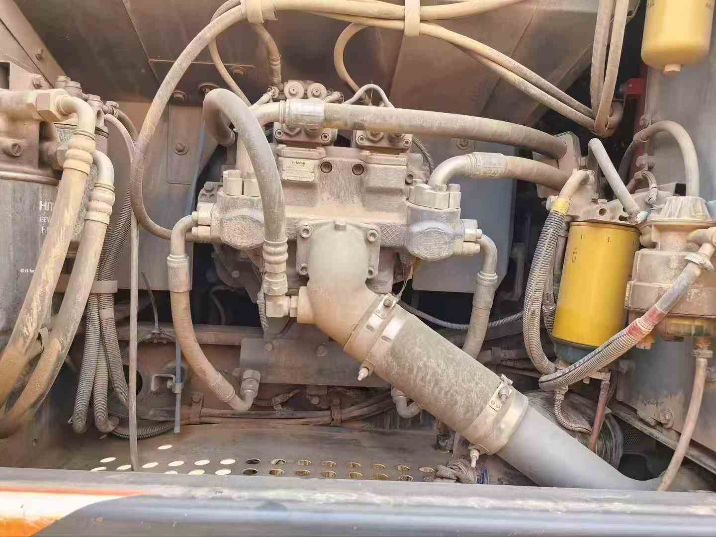 Used Hitachi ZAXIS200 Excavator 2016 Model / 7