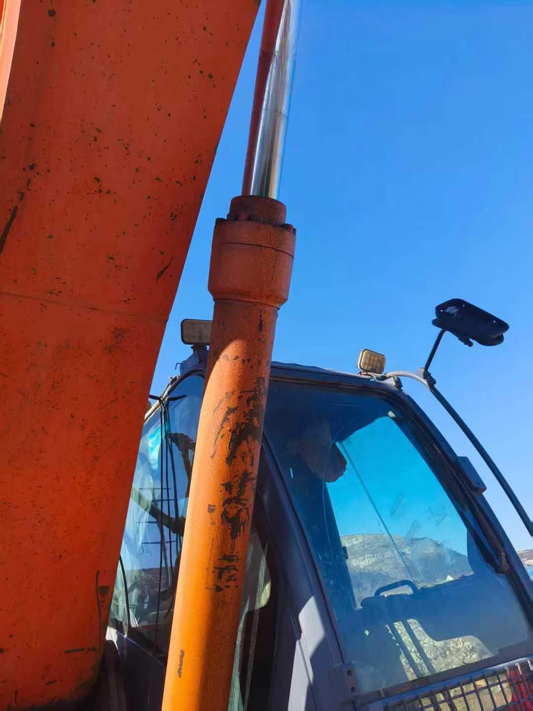 Used Hitachi ZX60 Excavator 2008 Model / 4