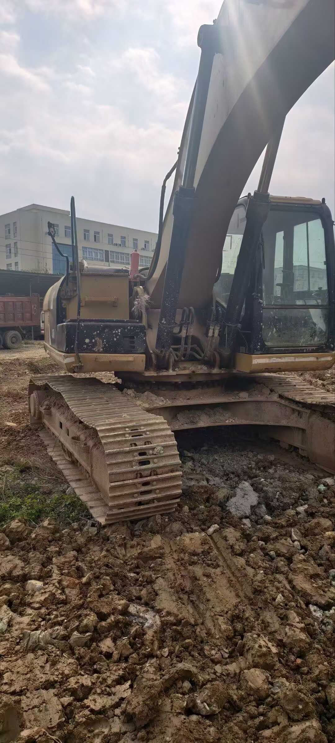 Used Caterpillar 329EL Excavator 2016 Model / 3