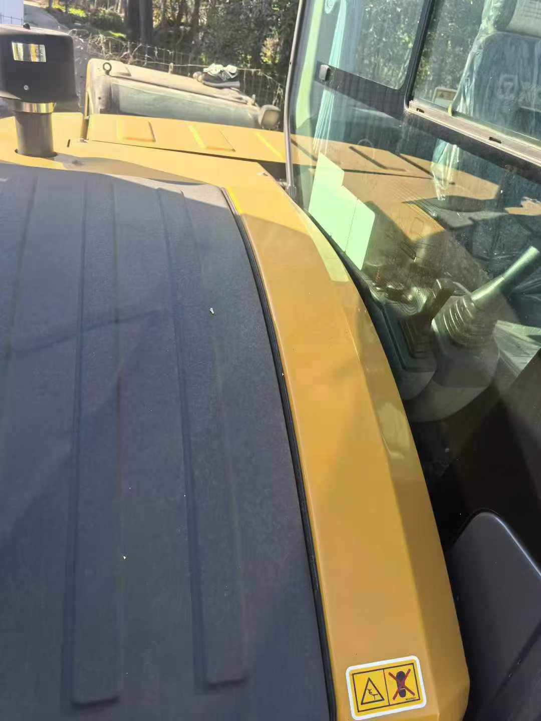 Used XCMG XE60 Excavator 2016 Model / 9