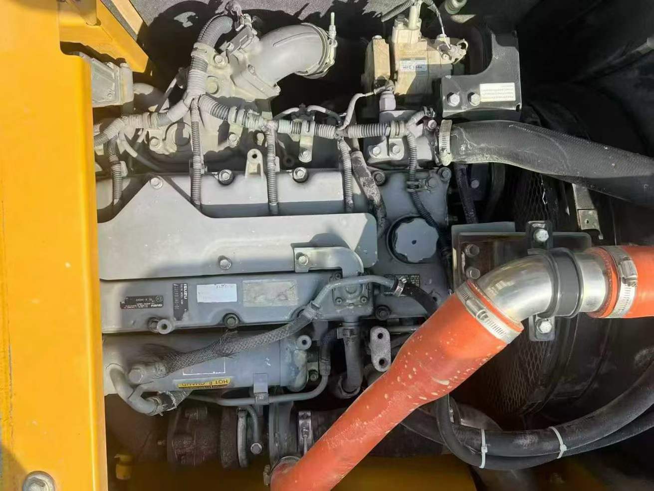 Used Sany SY135 Excavator 2020 Model / 3