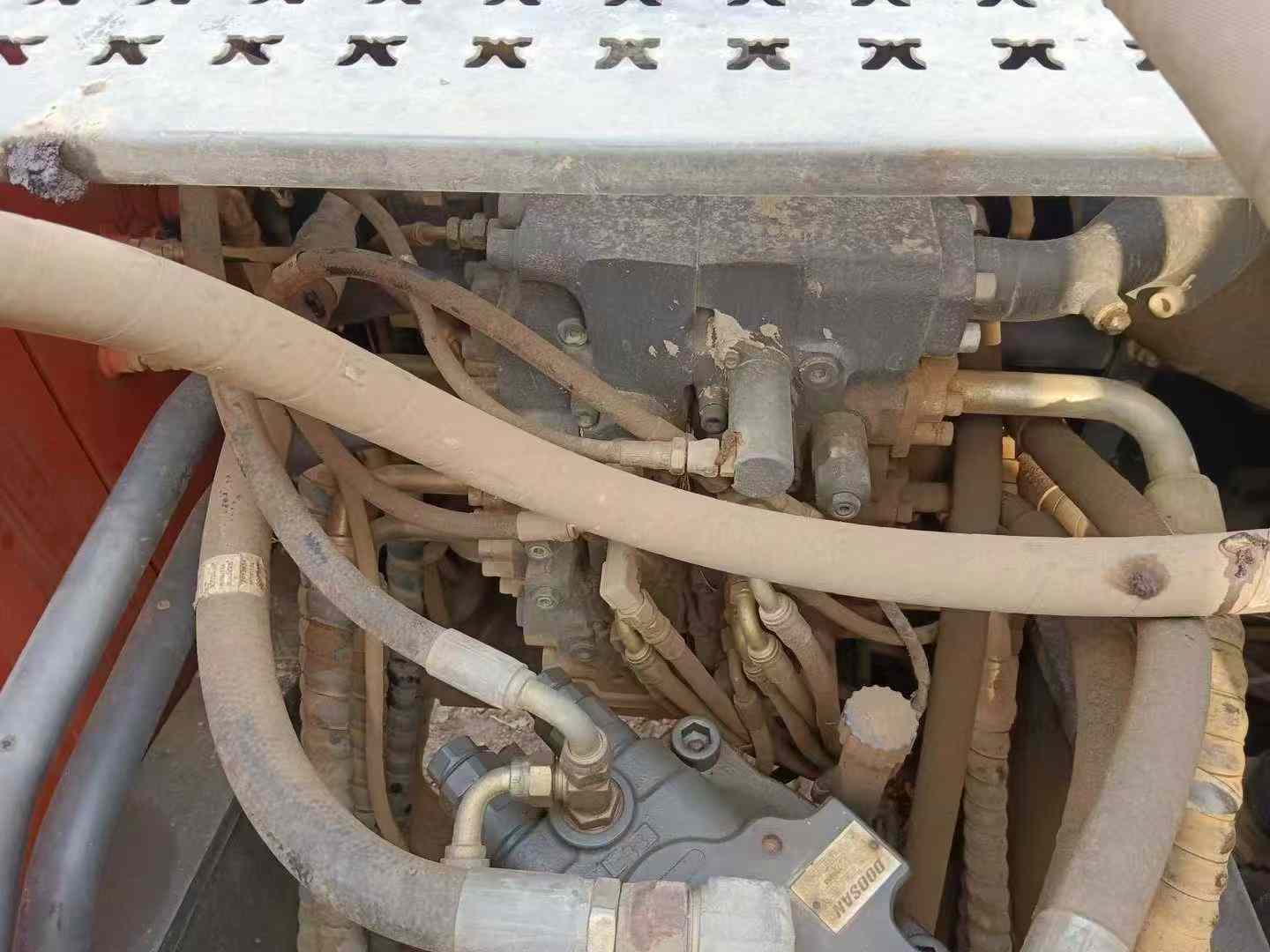 Used Doosan DX215-9C Excavator 2017 Model / 4