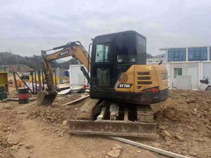 Buy Sany SY55 Used Excavator / 1