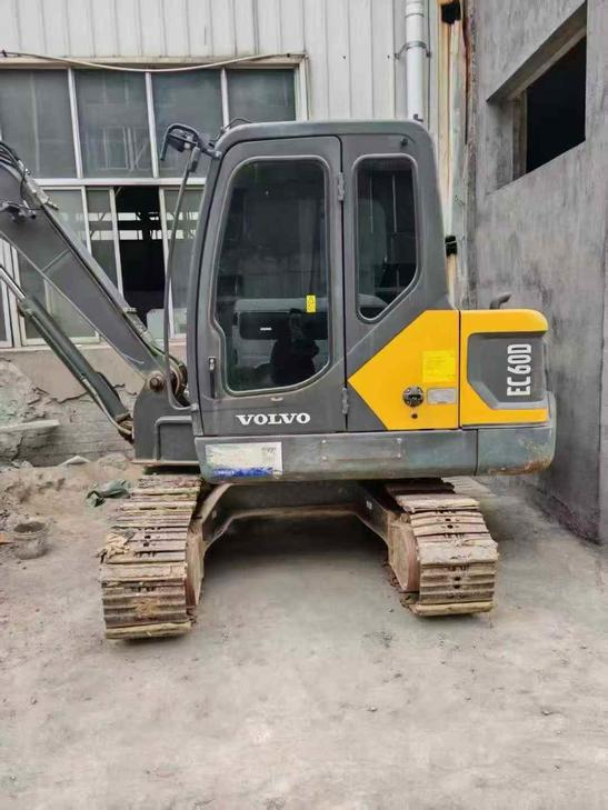 Buy Volvo EW55 Used Excavator / 1