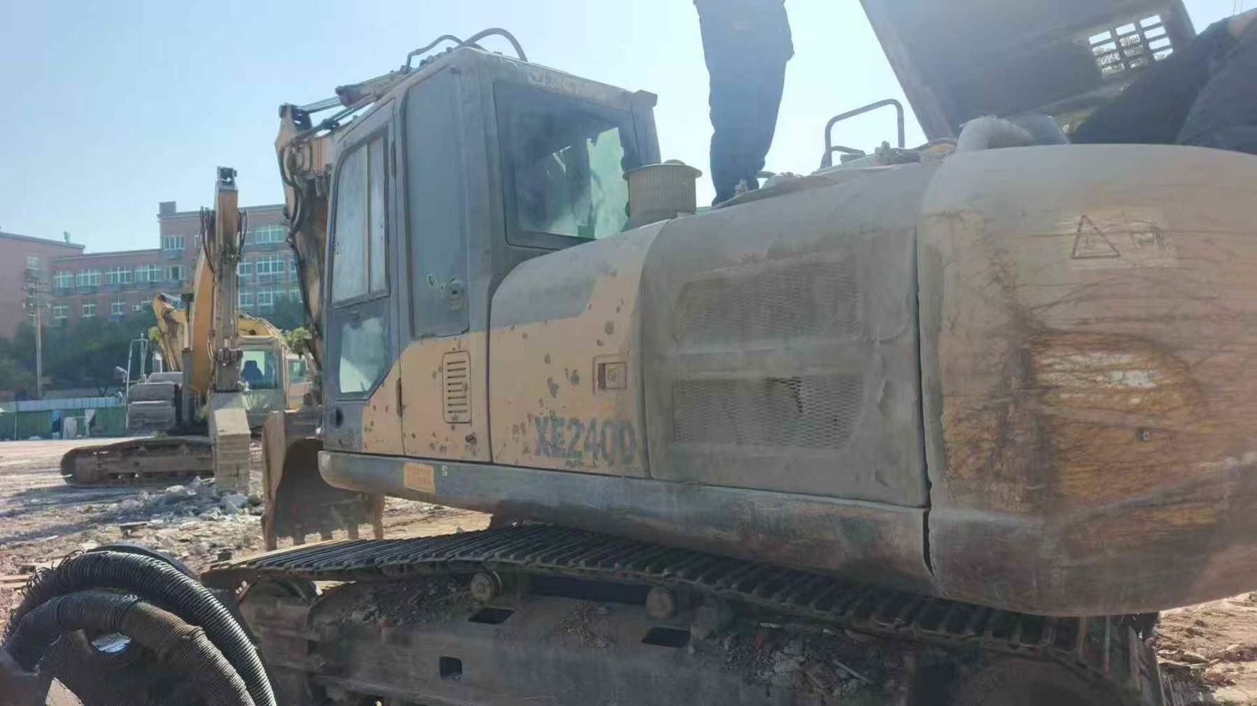 Used XCMG XE205GH Excavator 2019 Model / 4