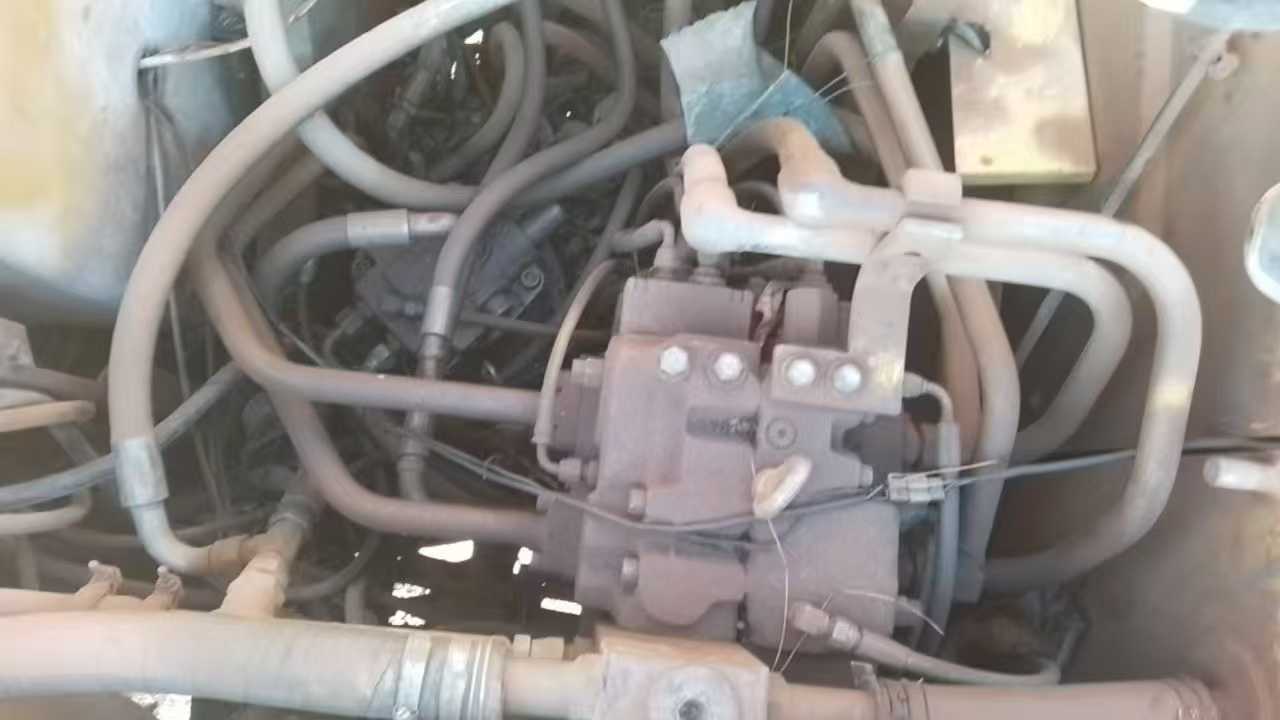 Used Sumitomo SH100 Excavator 2016 Model / 4