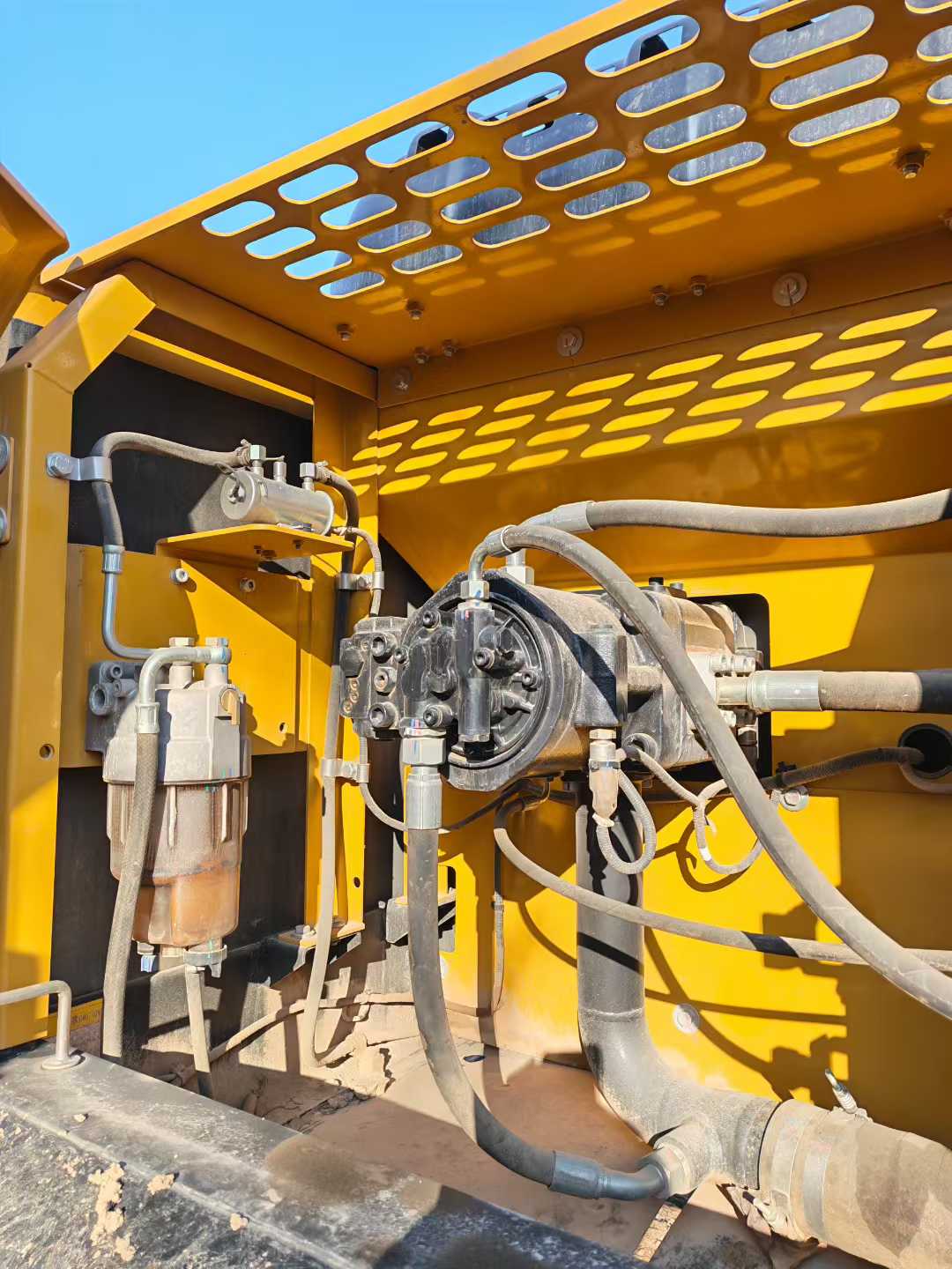 Used Sany SY245H Excavator 2022 Model / 6