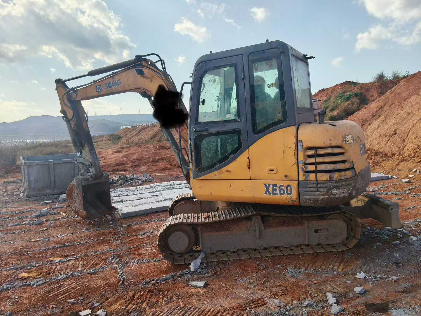 Used XCMG XE60 Excavator 2014 Model / 2