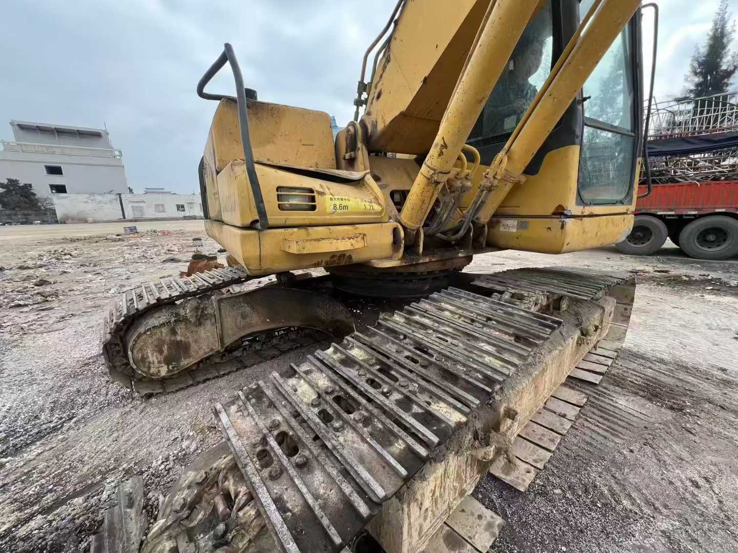 Used Komatsu PW200-7 Excavator 2016 Model / 3