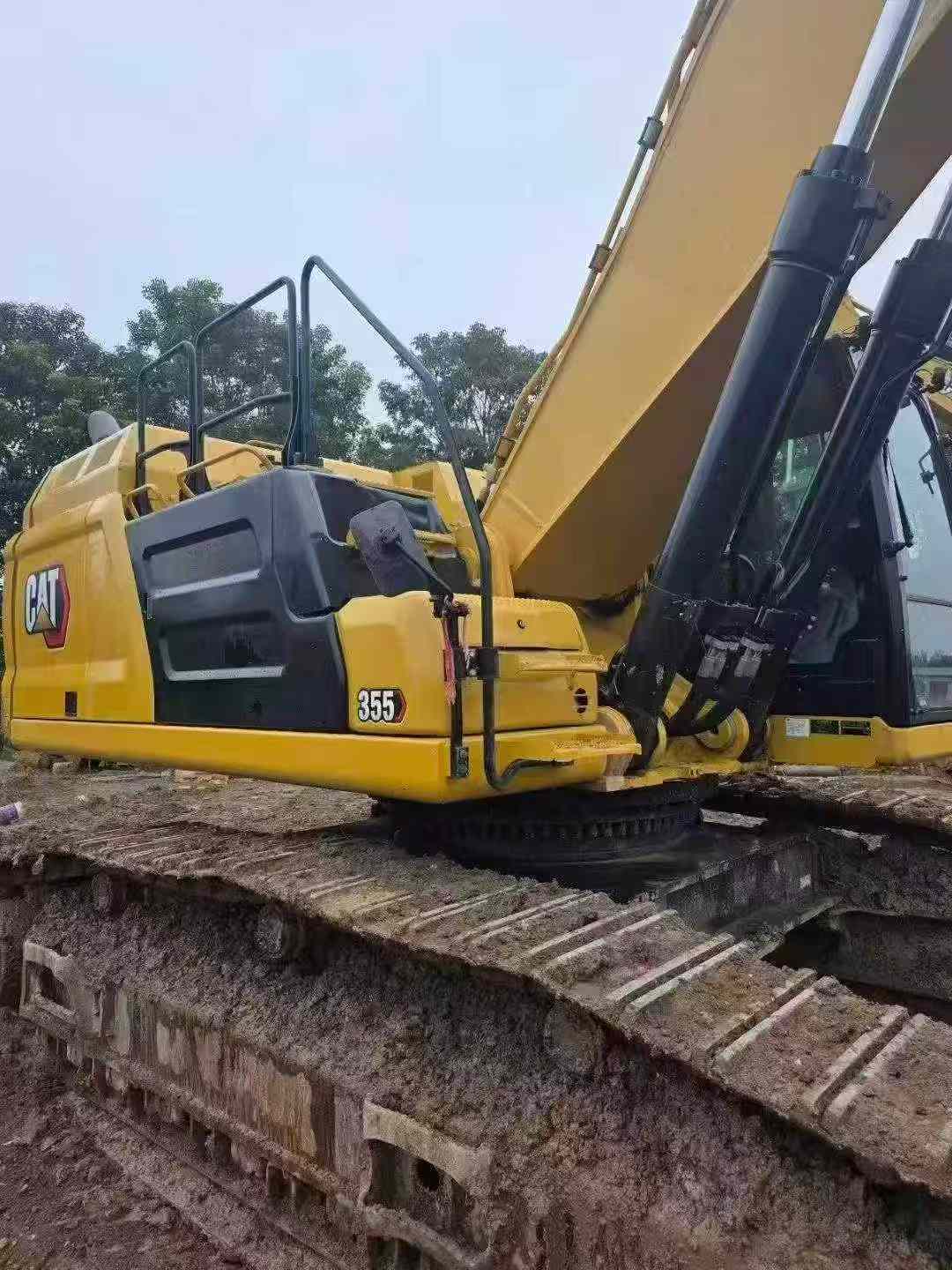 Used Caterpillar 215 Excavator 2022 Model / 3