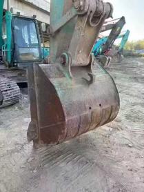 Buy Kobelco SK200 Used Excavator / 5 Used Kobelco SK200 Excavator 2022 Model / 5