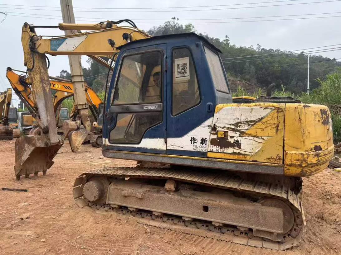 Used Kobelco SK120-3 Excavator 2016 Model / 4
