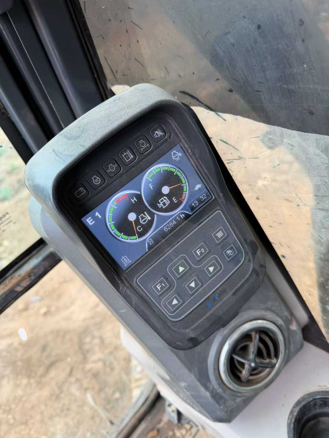 Used XCMG XE75DA Excavator 2021 Model / 9