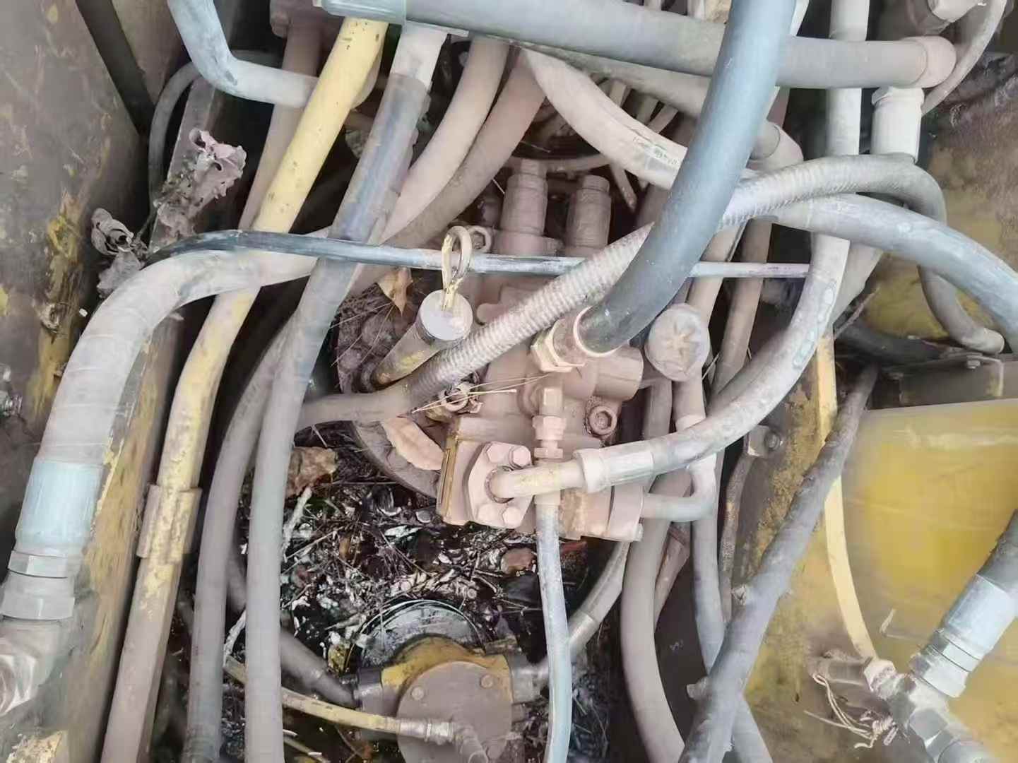 Used Caterpillar 320C Excavator 2016 Model / 5