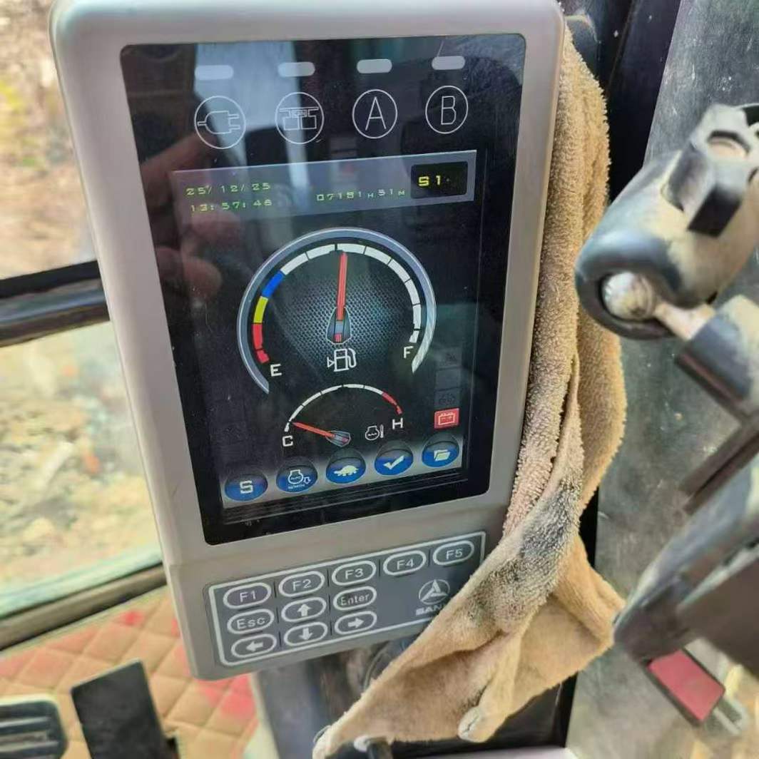 Used Sany SY135 Excavator 2020 Model / 8