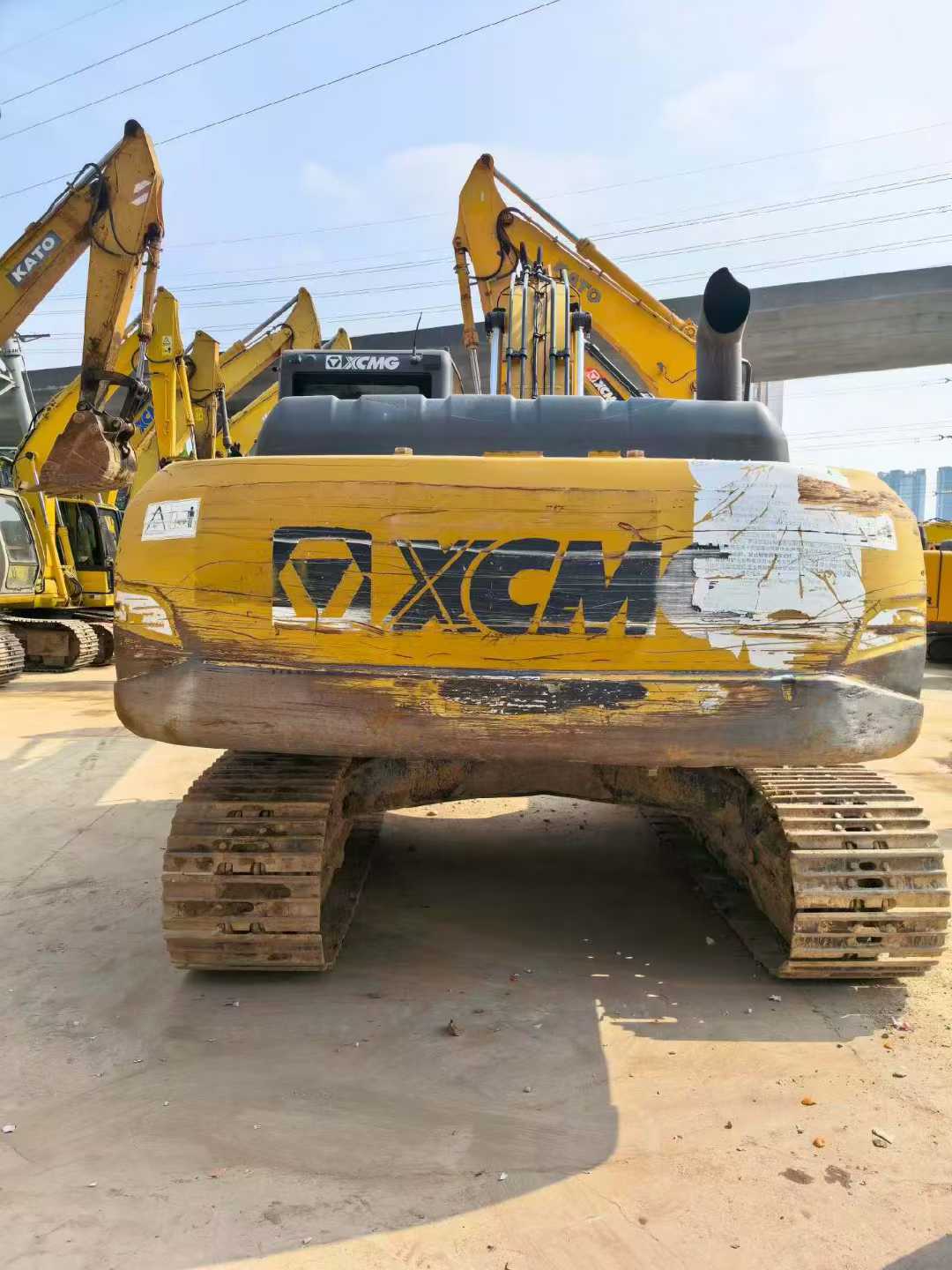 Used XCMG XE215DA Excavator 2020 Model / 6