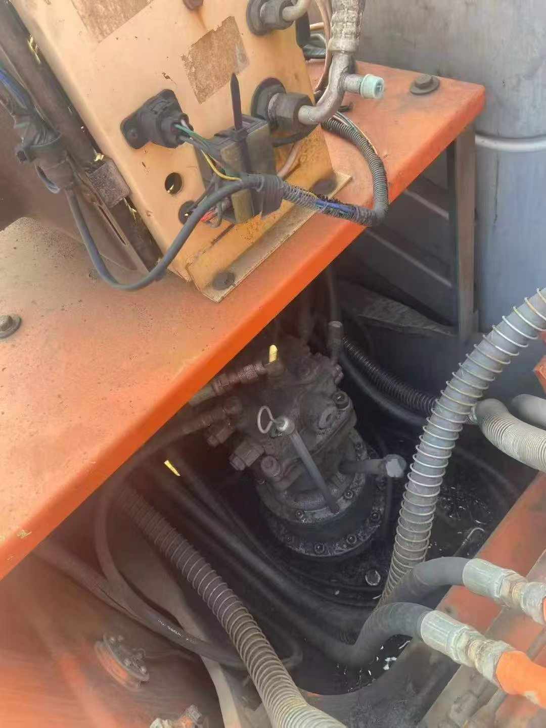 Used Hitachi ZX120 Excavator 2016 Model / 7