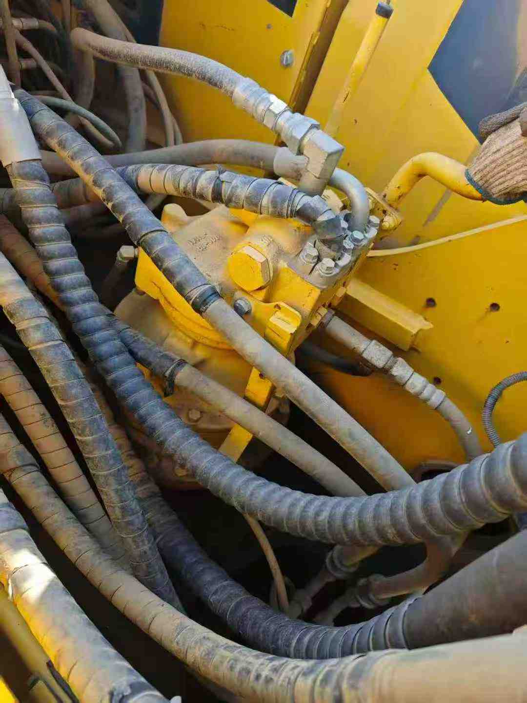 Used Komatsu PC220 Excavator 2018 Model / 2