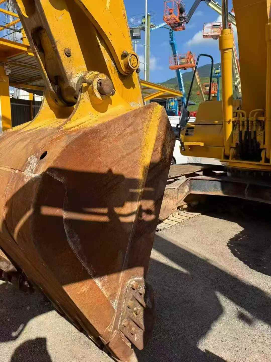 Used Kato HD820-6 Excavator 2016 Model / 2