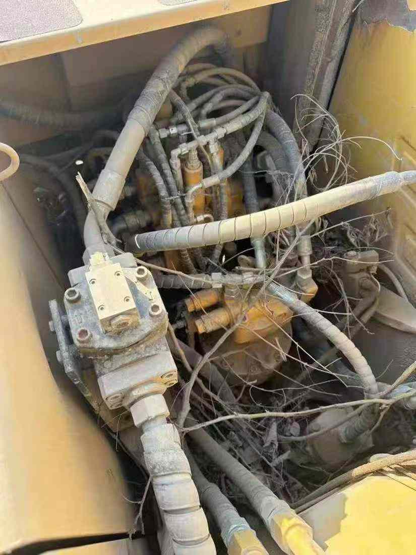 Used Sany SY135 Excavator 2018 Model / 8