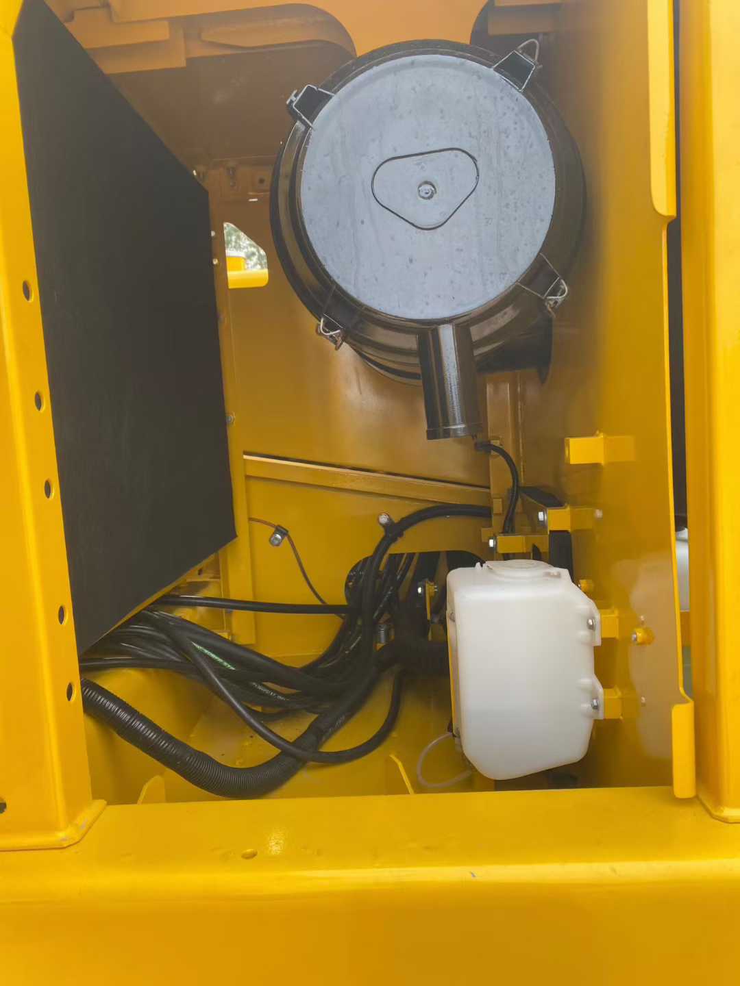 Used Komatsu PC200-8 Excavator 2016 Model / 5