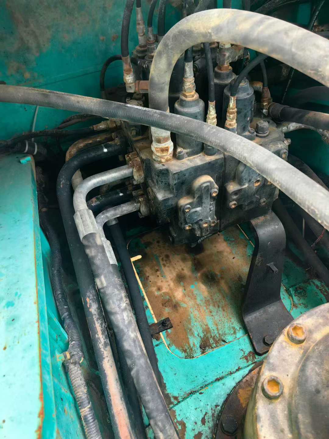 Used Kobelco SK350-8 Excavator 2016 Model / 9