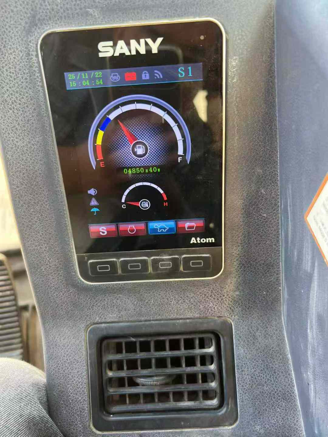 Used Sany SY60 Excavator 2020 Model / 3