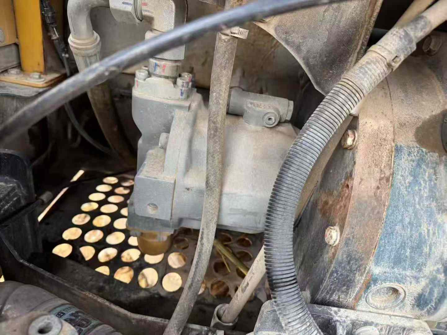 Used Sany SY60 Excavator 2020 Model / 4