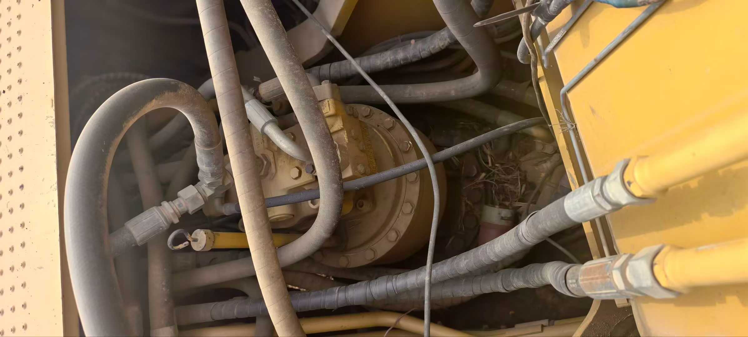 Used Caterpillar 329EL Excavator 2016 Model / 2