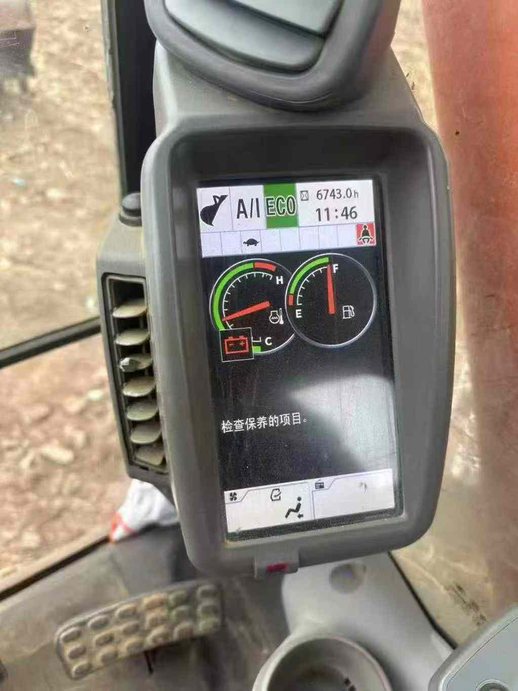 Used Hitachi ZAXIS200 Excavator 2017 Model / 4