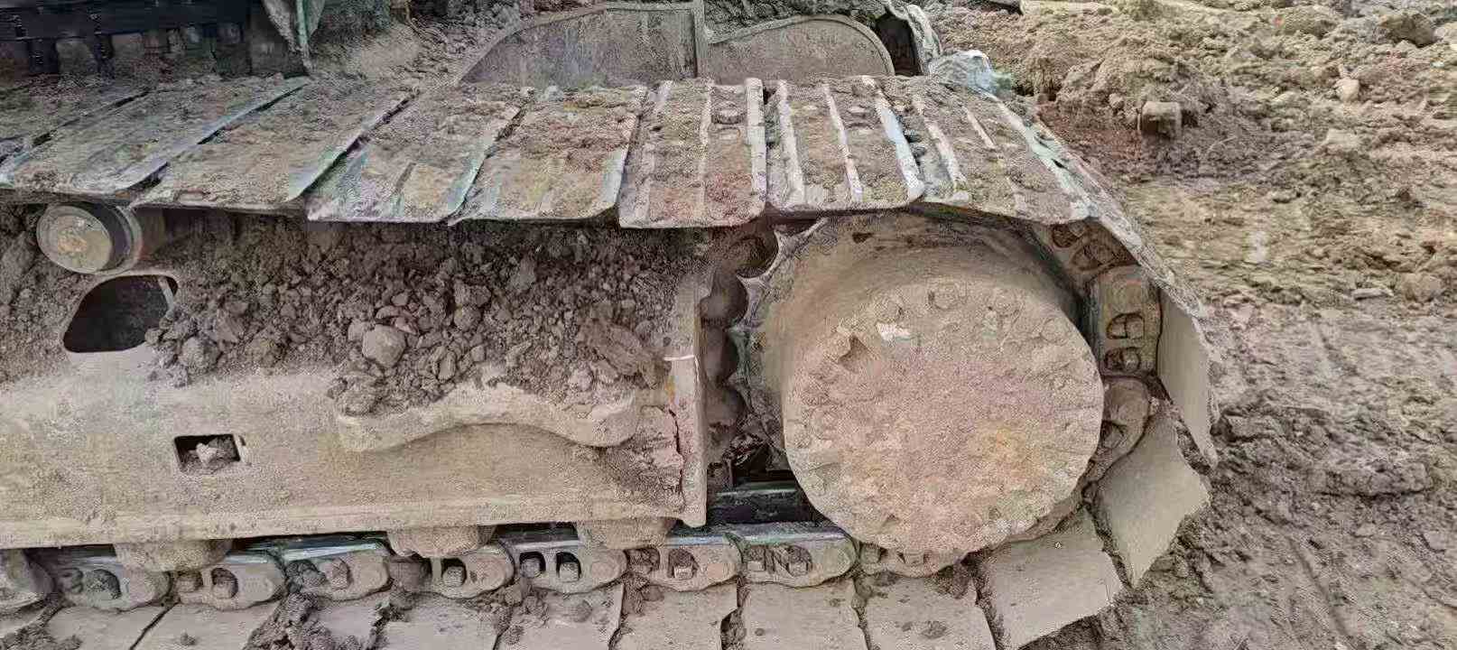 Used Caterpillar CT20 Excavator 2011 Model / 6