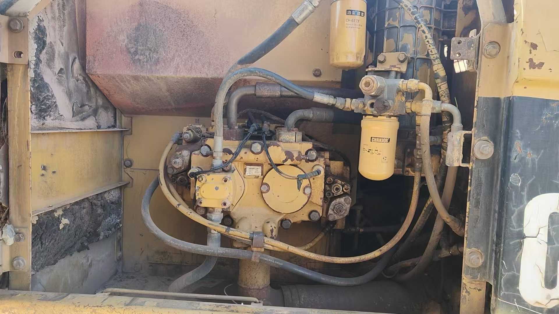 Used Caterpillar 320C Excavator 2016 Model / 5