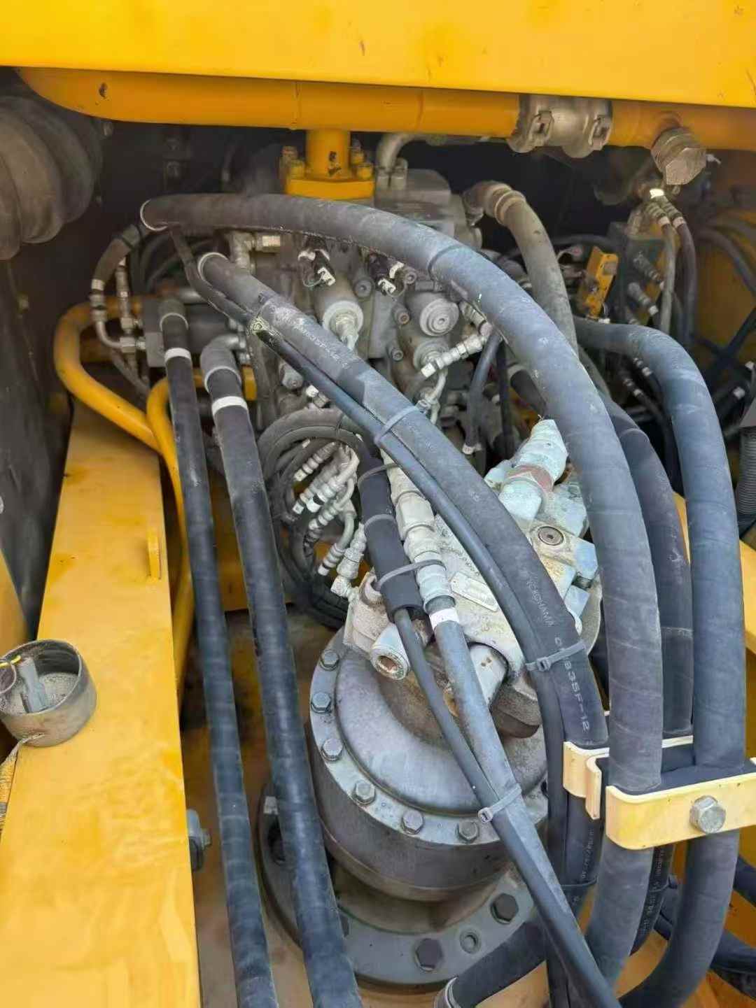 Used Kato HD820-6 Excavator 2016 Model / 4