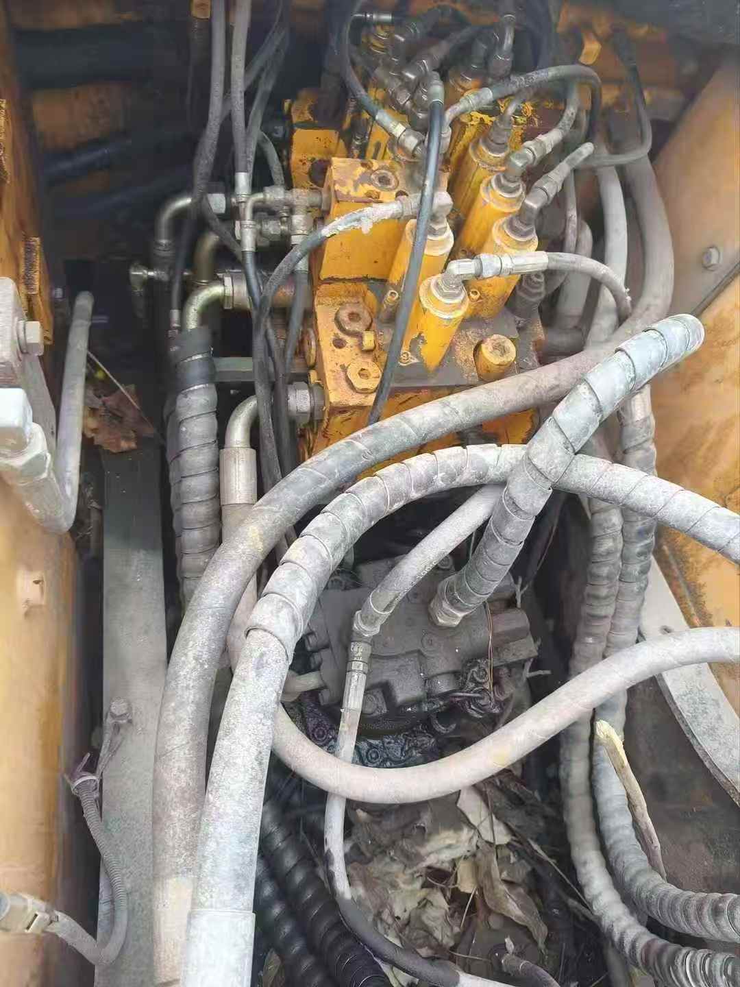 Used Hyundai HW150 Excavator 2016 Model / 5