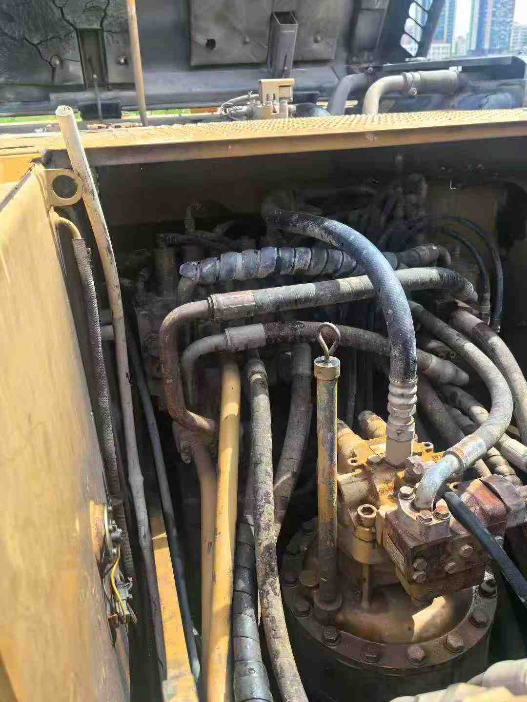 Used Caterpillar 320D Excavator 2016 Model / 7