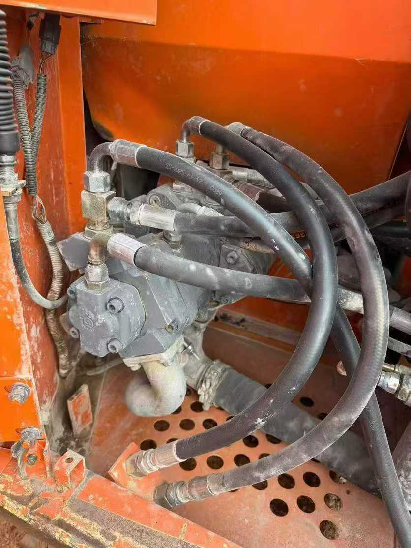 Used Hitachi ZX70 Excavator 2016 Model / 4