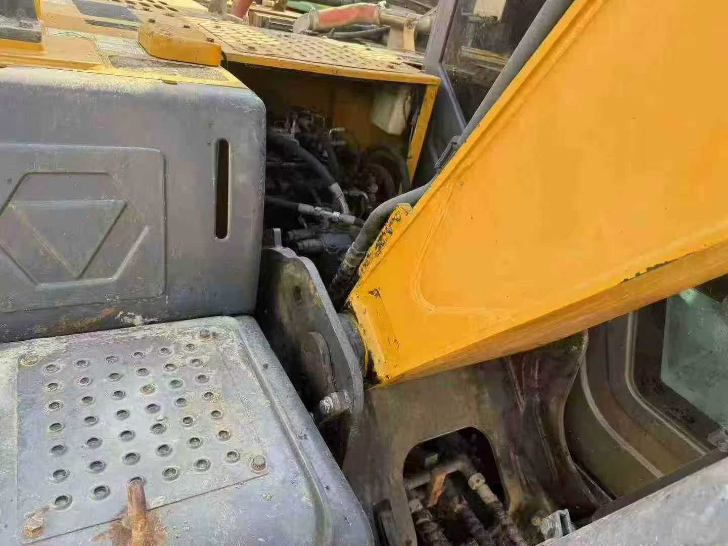 Used XCMG XE15 Excavator 2020 Model / 4