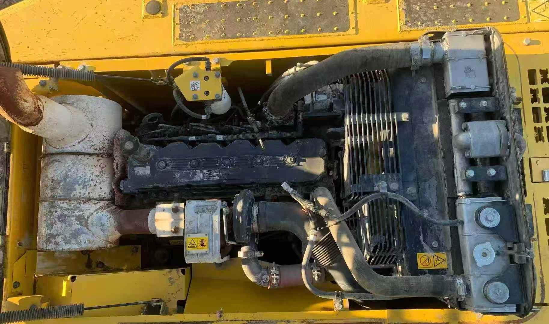 Used Komatsu PC210-8 Excavator 2018 Model / 3