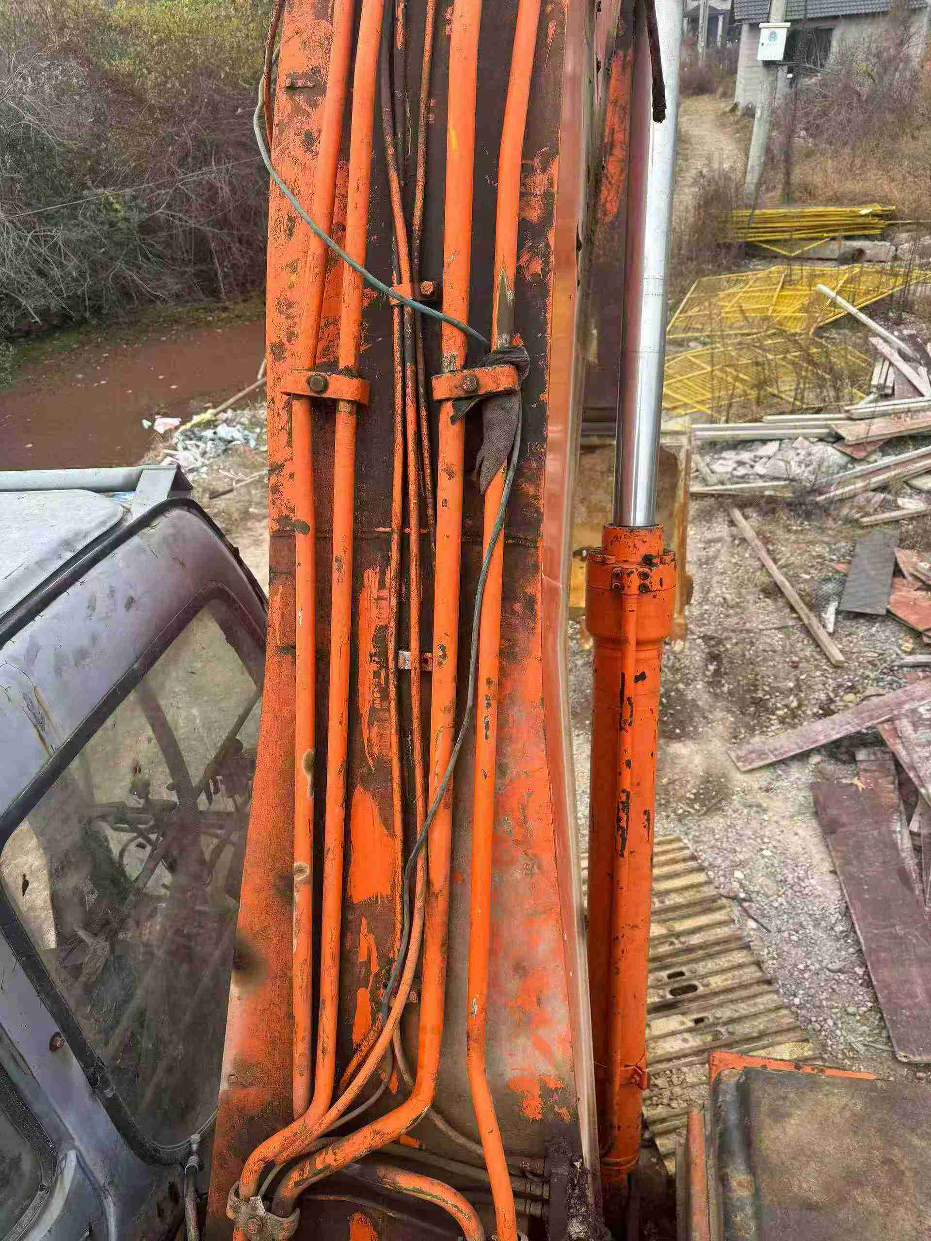 Used Hitachi ZAXIS200 Excavator 2016 Model / 7